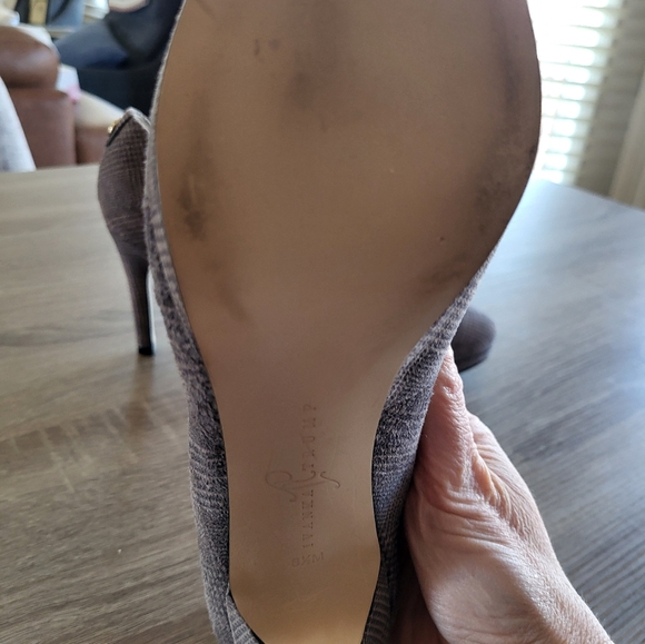 Ivanka Trump 3" plaid shoes - Picture 4 of 5